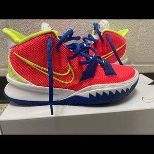Custom Kyrie Irving Basketball Shoes 